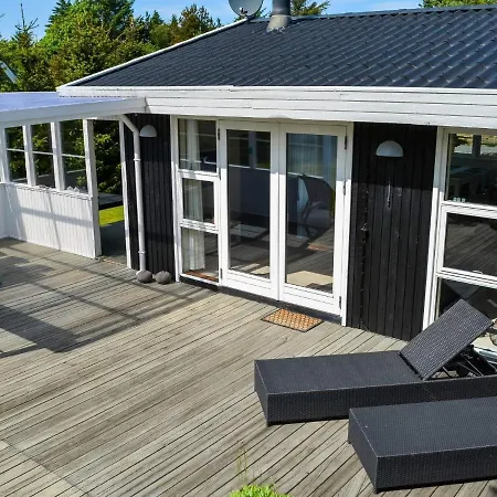 Holiday home Liii *